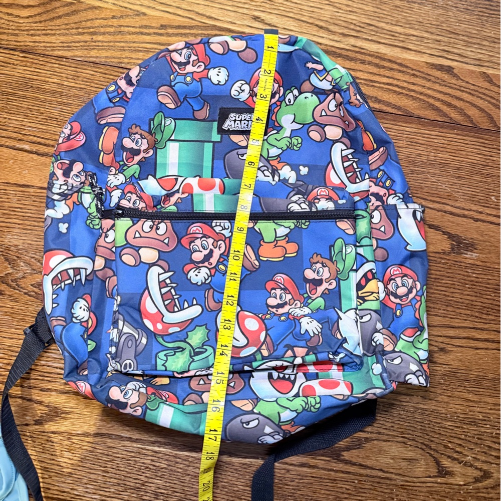 Super Mario Kids Backpack - Picture 5 of 7